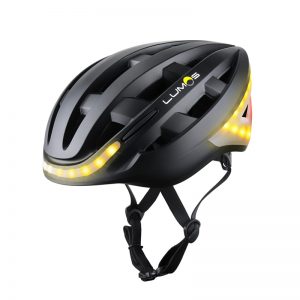 Casque trottinette connecté clignotant allumé